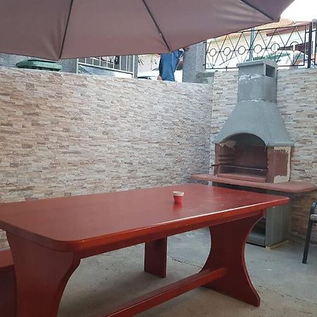 Apartman M&S 1 Kali, Otok Ugljan Lägenhet Exteriör bild
