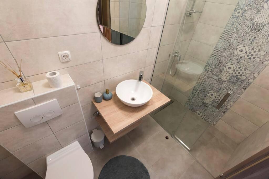 Apartman M&S 1 Kali, Otok Ugljan Lägenhet Exteriör bild