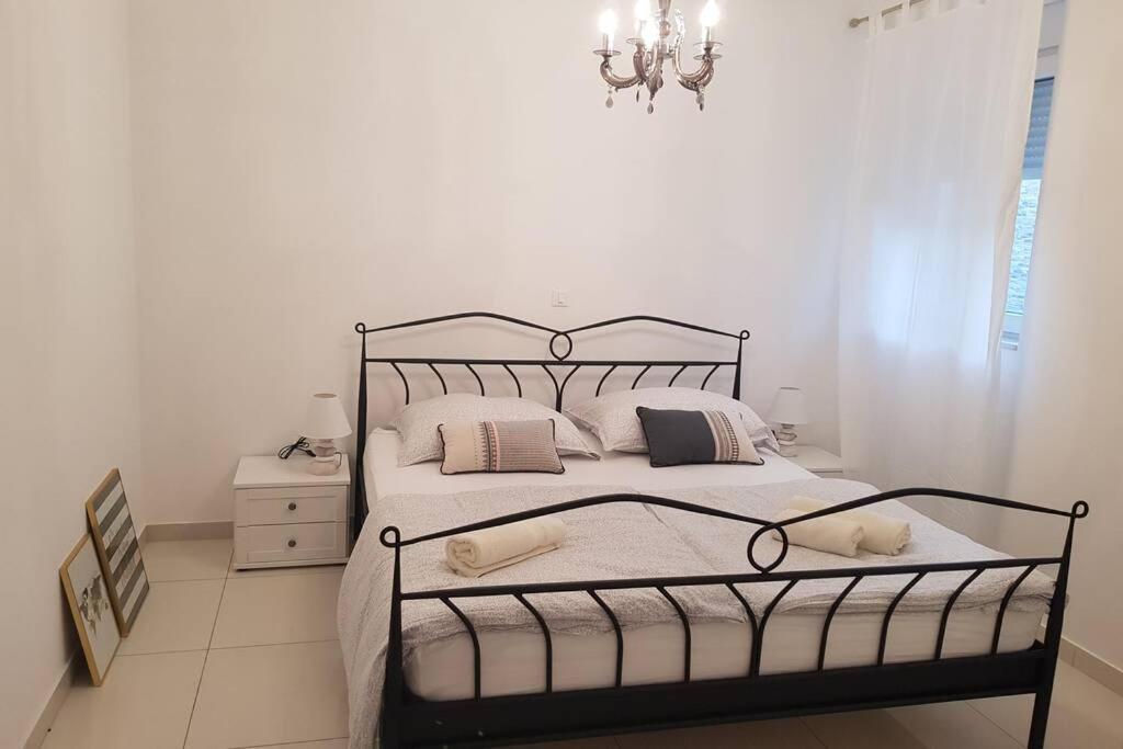Apartman M&S 1 Kali, Otok Ugljan Lägenhet Exteriör bild