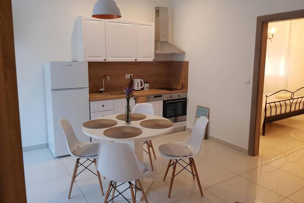 Apartman M&S 1 Kali, Otok Ugljan Lägenhet Exteriör bild